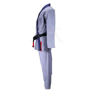 Uniforme de judo de haute qualité avec tissu tissé durable pour des performances fiables pendant l'entraînement - Product Image 6