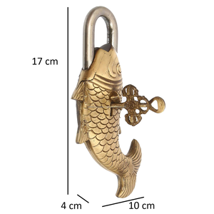 Cadenas en laiton plaqué fait à la main en forme de poisson avec finition dorée vintage, design d'art populaire, clés fonctionnelles, style traditionnel - Product Image 2