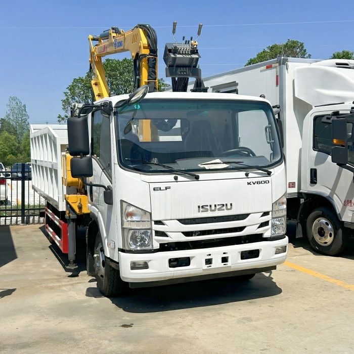 Good price 5ton 6.3ton ISUZU Light truck mounted crane New 4x2 crane truck mounted crane manipulator for sale