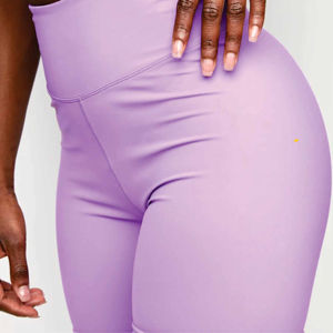 Shorts Deportivos Ligeros Personalizados para Mujer, Diseño Premium de Alta Calidad, Transpirables y de Secado Rápido - Product Image 6