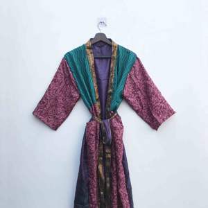 Camisón Sexy de Seda Vintage para Mujer, Estilo Bohemio Hippie, Kimono de Verano con Estampado Floral, Cuello en V, Ropa de Dormir Suave y Transpirable - Product Image 1