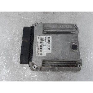 ECUs y Módulos de Computación Usados para Carnaval 391002F095 - Product Image 2