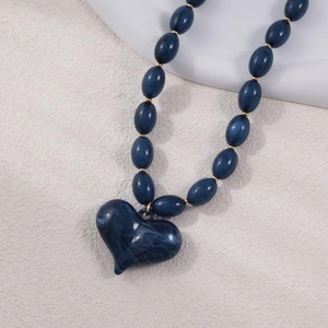 Collier Religieux Fait Main en Résine ILAHI, Art Populaire Féerique, Bijou DIY Audacieux et Attrayant pour les Passionnés de Mode Moderne - Product Image 2
