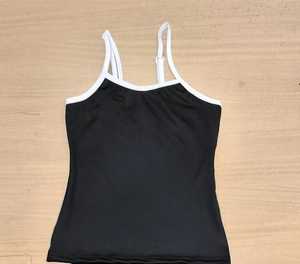 Débardeur noir à fines bretelles pour femmes grandes tailles, couleur unie, décontracté, pour l'été, respirant, en polyester tricoté écologique - Product Image 1