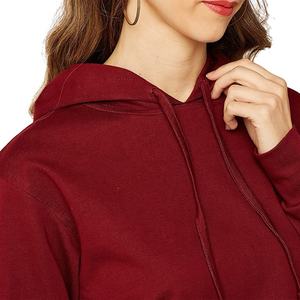 เสื้อฮู้ดแขนยาวผู้หญิง แบบครอป ตัดขอบดิบ ขายส่ง สั่งทำได้ เสื้อครอปสปอร์ตสั้น สำหรับฤดูใบไม้ร่วง โลโก้ด้านหน้า ผ้าฝ้ายฟลีซ 100% - Product Image 4