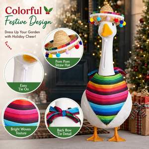 Tenue de fête mexicaine : Serape rayé lumineux, bandana et sombrero multicolore en paille à pompons pour les activités de plein air - Product Image 3