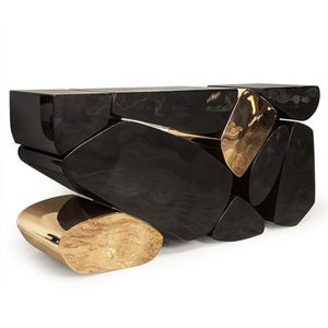 Mesa Consola de Metal de Primera Calidad con Recubrimiento en Polvo de Color Negro y Base de Diseño Único Chapada en Oro de Alta Calidad - Product Image 5