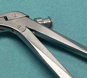 คีมดูดเสมหะ พรีเมียม สแตนเลสสตีล สำหรับศัลยกรรมจมูก ไซนัส ใช้ซ้ำได้ ได้รับมาตรฐาน CE ISO อุปกรณ์การแพทย์ระดับมืออาชีพ - Product Image 3