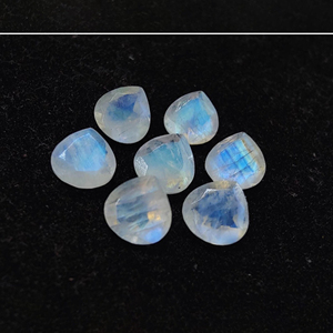 พลอยมูนสโตนสีขาวเกรด AAA ธรรมชาติ รูปหัวใจเจียระไนแบบเหลี่ยม สำหรับทำเครื่องประดับ - Product Image 5