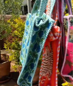 Sac fourre-tout réutilisable en coton matelassé à motifs animaux indiens pour femmes, sac à bandoulière élégant pour les voyages et une utilisation quotidienne tendance - Product Image 1