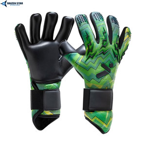 Guantes de Portero Transpirables con Palma de PU, Agarre Fuerte y Protección para Dedos y Pulgar, para Entrenamientos y Partidos - Product Image 4