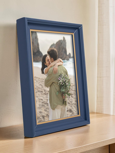 Marco de Fotos Azul de Lujo con Borde Interior Dorado, Elegante Marco Rectangular para Fotos Familiares, Retratos, Bodas - Product Image 3