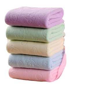 Usine de qualité supérieure Design en gros Gris Blanc Couleur 100% Coton Main Serviettes de bain pour hôtel Beauté Saloon Personnalisé ODM - Product Image 1