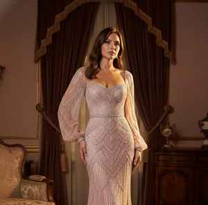 ชุดราตรีประดับคริสตัลด้วยมือคุณภาพพรีเมียม แขนยาว สง่างาม เหมาะสำหรับงานแต่งงานและงานเลี้ยง จำหน่ายส่ง - Product Image 2