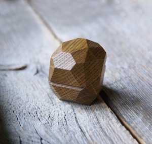 Hot Selling Elegant Box Ring Jewelry Boxes Wooden Irregular Shape Engraved Pine Wood Jewelry Box Organiser for Women's Earrings - Product Image 6
