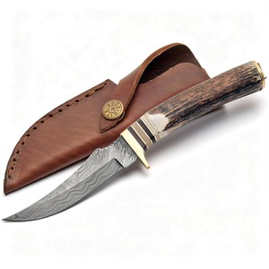 Cuchillo de Caza Personalizado Hecho a Mano de Acero de Damasco con Mango de Cuerno de Ciervo, Hoja Fija, Punta Caída, Cuchillo Táctico de Supervivencia - Product Image 1