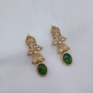 JeweleMarket - Pendientes de Perlas de Agua Dulce Chapados en Oro para Mujer, con Cristales, para Compromiso, Boda, Aniversario, Regalo Étnico - Product Image 5