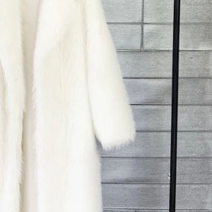 Manteau long en fourrure pour femme, épais et chaud, en coton et polyester, à manches longues, boutonné sur le devant, coupe décontractée, pour tous les jours - Product Image 5