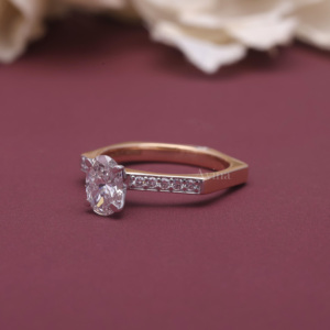 Bague de fiançailles en diamant ovale cultivé en laboratoire certifié IGI, argent sterling 925 massif, halo caché, solitaire pour femme - Product Image 5