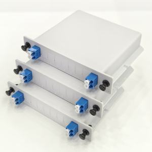 Divisor Óptico Monomodo LC/UPC 1 Entrada 2 Salidas Tipo Inserto LGX Box Módulo Divisor Óptico FTTH Precio de Fábrica - Product Image 2