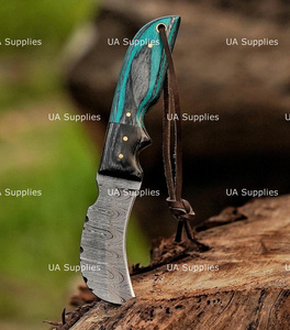 มีดทำมือเหล็กดามัสกัส ใบมีดแบบ Fixed Blade ทรง Hawk Bill สำหรับพกพาและตั้งแคมป์ ด้ามไม้ Pakka ขนาด 7.5 นิ้ว มีดล่าสัตว์ พร้อมปลอกหนัง - Product Image 3