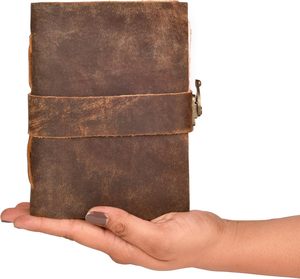 Diario de Tapa Dura de Cuero Vintage con Encuadernación Cosida a Mano y Cierre Metálico, 200-400 Páginas, Listo para Regalo - Product Image 3