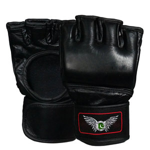 ถุงมือฝึกซ้อม MMA ระดับพรีเมียม สำหรับการฝึกซ้อมและการต่อสู้แบบ Grappling ถุงมือ MMA แบบนิ้วเปิด พร้อมสายรัดข้อมือปรับได้ - Product Image 1