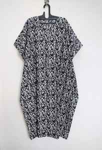 Kaftán Floral Hecho a Mano en India, Ligero, para Playa o Verano - Product Image 6