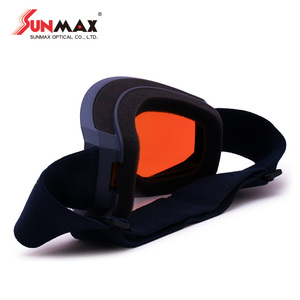 Masque de ski léger pour enfants avec monture intégrale, lentille cylindrique et protection UV - Product Image 4