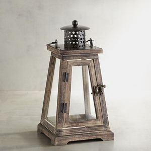 Linterna de madera antigua con diseño de metal clásico, iluminación única elegante hecha a mano para decoración del hogar, venta al por mayor - Product Image 2