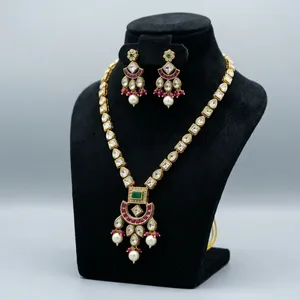 Collier en or plaqué or avec boucles d'oreilles pour femmes, bijoux de mariage, style classique, zircon et perles d'imitation - Product Image 4