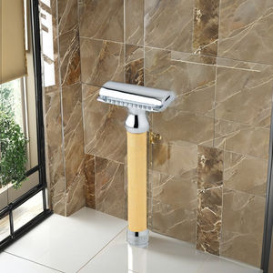 มีดโกนนิรภัยโลหะเฮฟวี่เวทพร้อมการออกแบบแบบดั้งเดิมที่สมบูรณ์แบบสำหรับการสัมผัสมุมใบมีดเรียบเนียน - Product Image 1