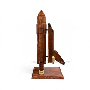 Modèle de fusée spatiale NASA en bois, échelle réduite, fabriqué en usine au Vietnam, modèles de fusées spatiales NASA en bois massif pour la décoration de table - Product Image 4