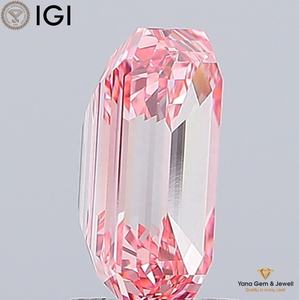 Diamante Cultivado en Laboratorio CVD de 2.50 Quilates, Corte Esmeralda, Claridad VS1, Color Rosa Intenso, con Certificado IGI para Anillo de Compromiso Clásico - Product Image 5