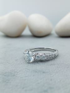 Bague de fiançailles et de mariage tendance pour femme en or massif 10 carats, sertie d'un diamant rond de 1 carat certifié IGI, monture à griffes, cadeau idéal - Product Image 6