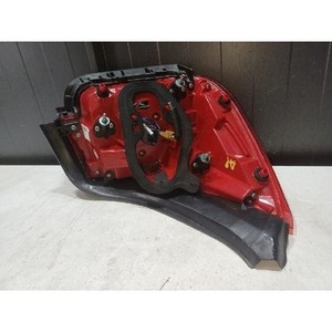 Feu arrière droit d'occasion OEM pour Malibu 2014-2018 23294315 - Product Image 4