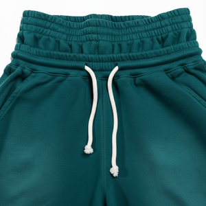 Shorts sportifs pour hommes en coton épais, écologiques, délavés, taille mi-haute, couleur unie, avec logo personnalisé, vente en gros - Product Image 4