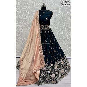 Collections de velours de vêtements de mariée indiens pour la mariée avec le travail de Zarkhan par Fabzone - Product Image 1