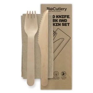 Kit de couverts jetables en bois de bouleau compostable (couteau, fourchette, cuillère) avec serviette pour la restauration en vol et en train - Product Image 2
