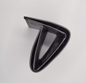 Wholesale OEM Men's Premium Genuine Leather Trifold Card Holder <b>RFID</b> Protected Short Silk Lining Fold Customizable High Quality - Product Image 5