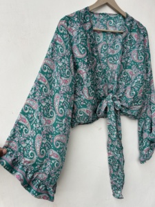 Haut court en soie confortable à manches cloche pour femme, style indien, avec manches longues - Product Image 5