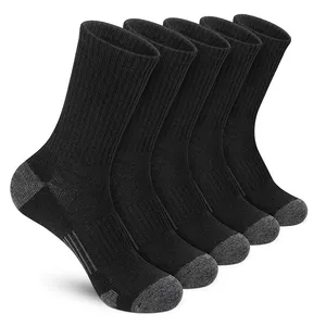 Calcetines Deportivos Negros, Tejidos con Spandex, Absorbentes de Sudor, con Logotipo Serigrafiado en el Puño, Transpirables, Ajuste Regular, para Baloncesto - Product Image 1