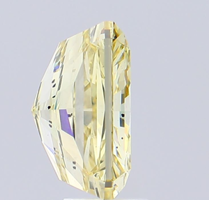 Diamante Cultivado en Laboratorio con Certificación IGI, Corte Radiante de 7.10 CT, Color Amarillo Intenso Fantasía, Claridad SI1, CVD LG 586340182, Joyería ROYAL GEMS - Product Image 4