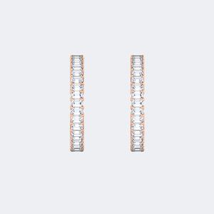 Pendientes de Aro Abierto con Diamantes de Corte Esmeralda de 5.20 CTW - Product Image 6