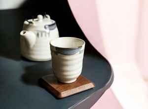 En gros Personnalisable Design mignon Dessous de verre en bois d'acacia gravable au laser Forme carrée et ronde pour les boissons - Product Image 4