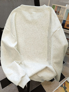 Sweat-shirt à col rond pour femme, imprimé chat mignon, épaules tombantes, pull décontracté en mélange de coton - Product Image 2