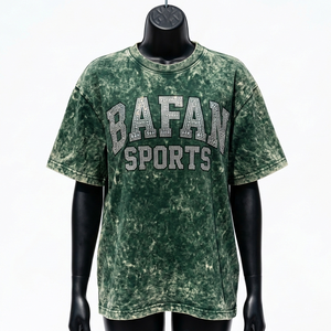 T-shirt délavé à l'acide pour femme, 240 GSM, en jersey de coton épais, vert délavé minéral, avec logo en strass - Product Image 4