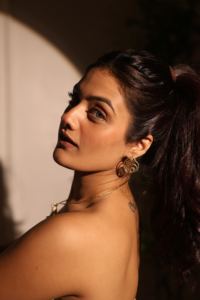 Pendientes de Espiral Chapados en Oro |   Pendientes Modernos Minimalistas - Product Image 4