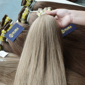 Venta al por mayor de fábrica: Extensiones de cabello natural ondulado vietnamita a granel, colores personalizados con longitud de 10 a 34 pulgadas - Product Image 3