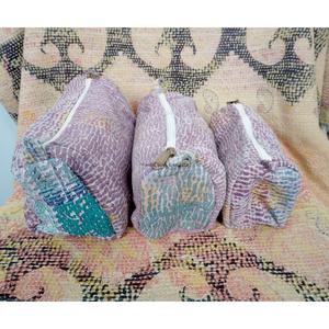 Vintage colorful Kantha Cosmetic 3 Pouch set Zipper Closure Makeup Organizer Bag for Storage patchwork kantha cosmetic pouch set - Product Image 2